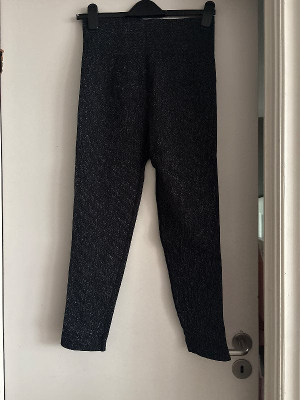 Svartar leggings m/silfurþræði