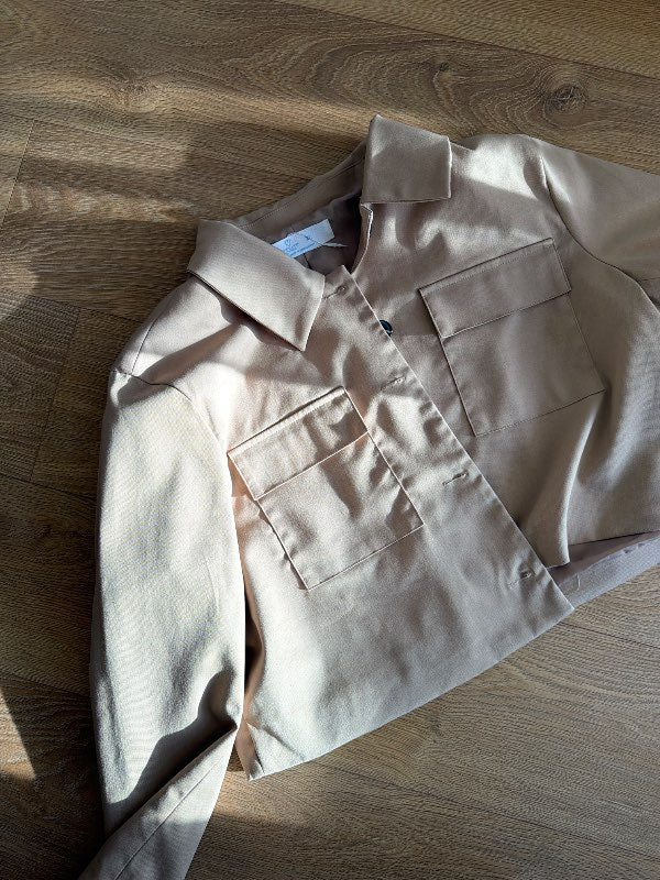 Nýr Brúnn cropped trench jakki