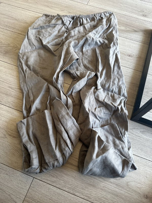 Zara hör buxur