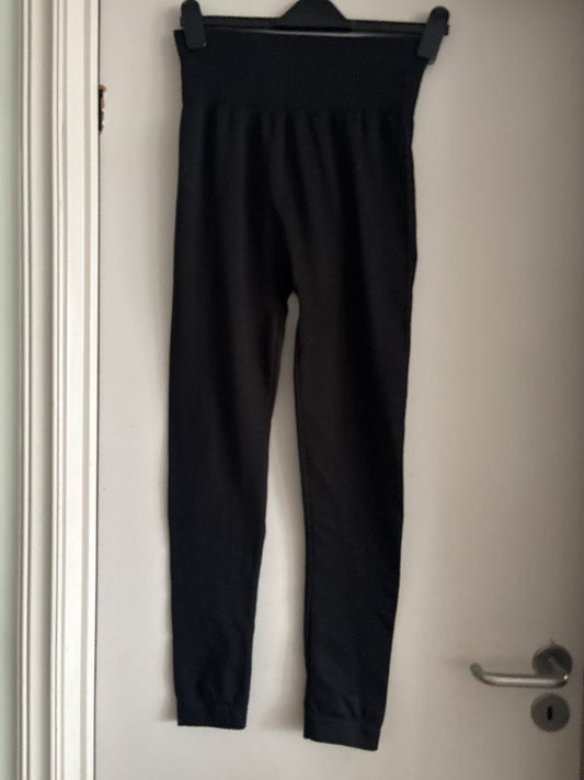 Hlýjar svartar leggings