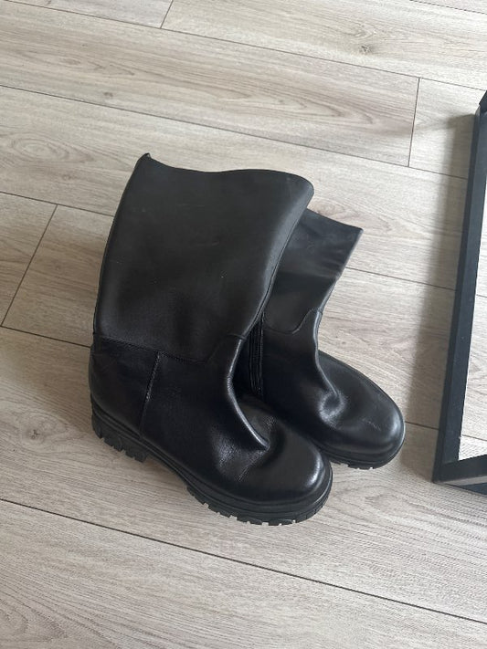 Zizzi stigvel oversized yfir kálfa