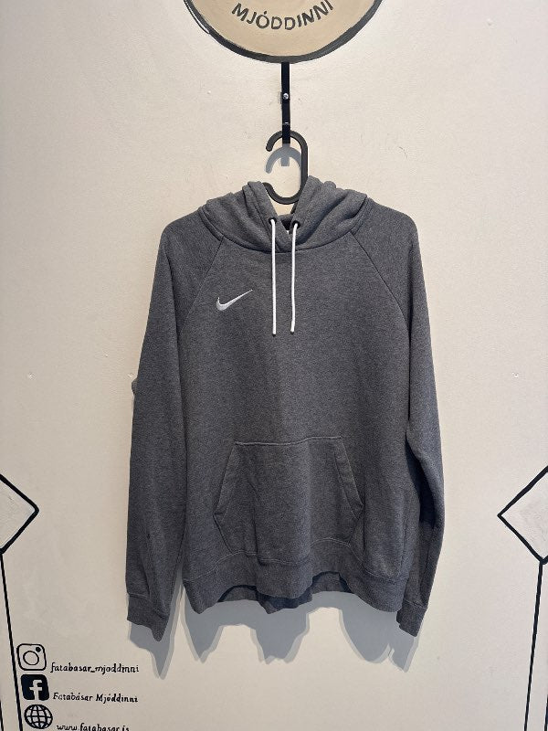 Nike hettupeysa grá ný