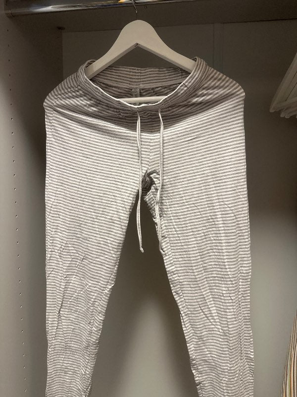 Röndóttar lindex buxur