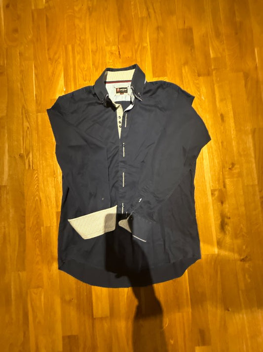 Blá skyrta 7 camicie