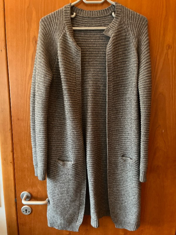 Jakka peysa grá  st.M