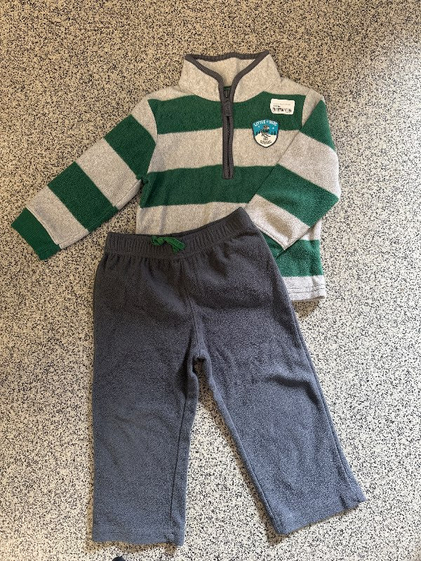 Carter’s flíssett 24 mán.