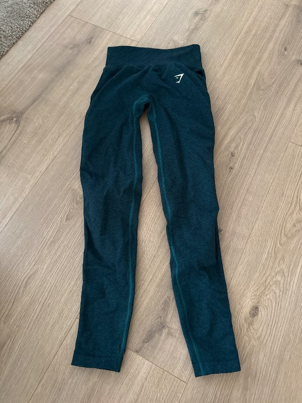 Gymshark ræktarbuxur grænar