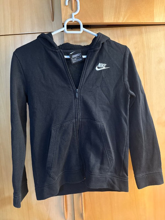 Nike peysa rennd