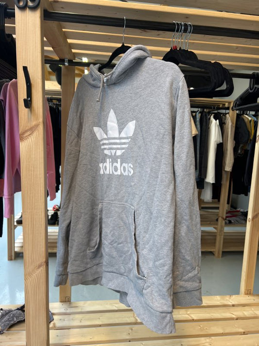 Grá Adidas hettu peysa