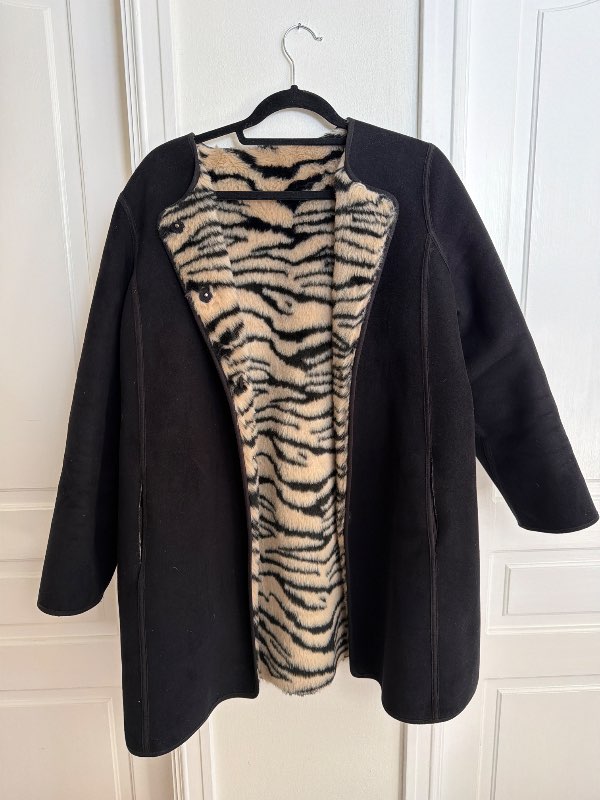 Kápa cortifiel svört/tiger