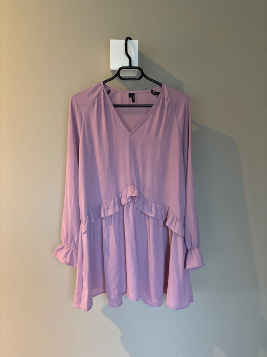 Vero moda kjóll bleikur