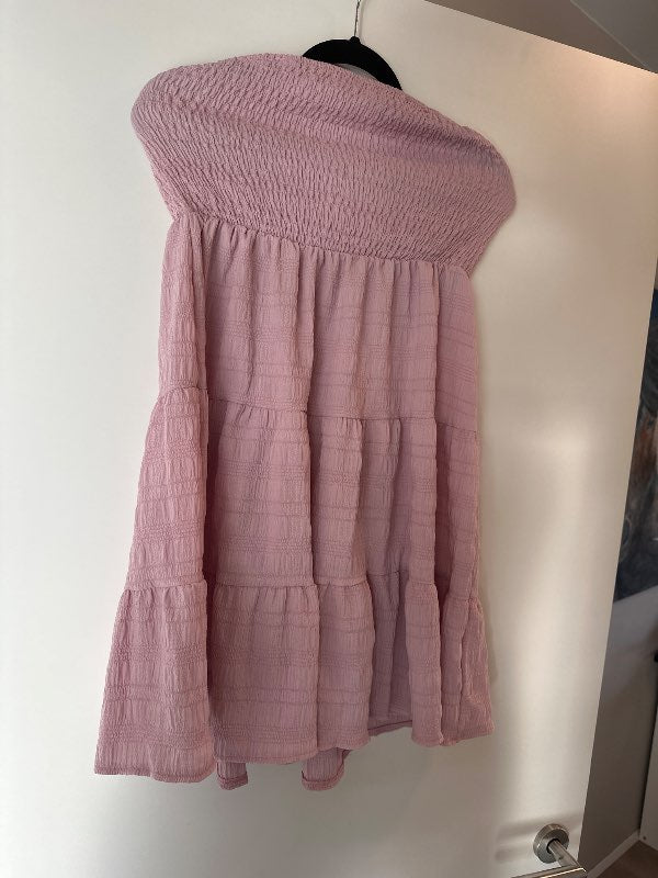 Pink strapless dress size M