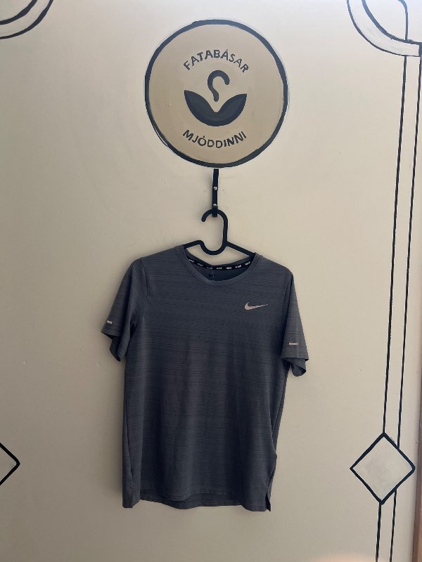 Nike bolur