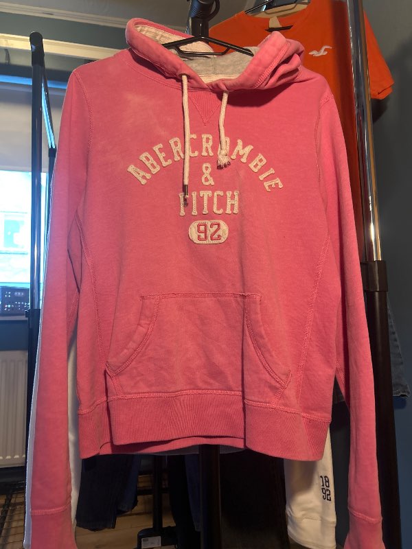 Bleik Abercrombie & Fitch hettupeysa