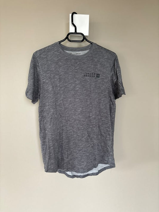 Under Armour húfa