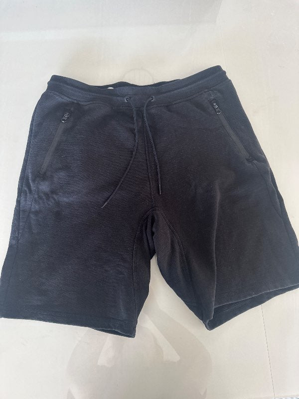 Pull&bear stuttbuxur kk st.L svartar vösum