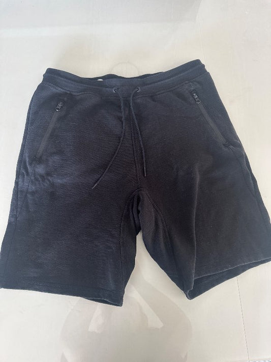 Pull&bear stuttbuxur kk st.L svartar vösum