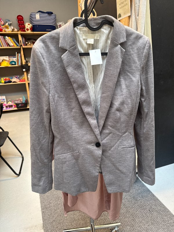 Blazer grár