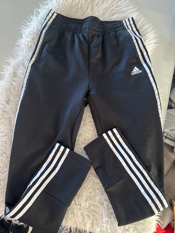 Adidas buxur St176