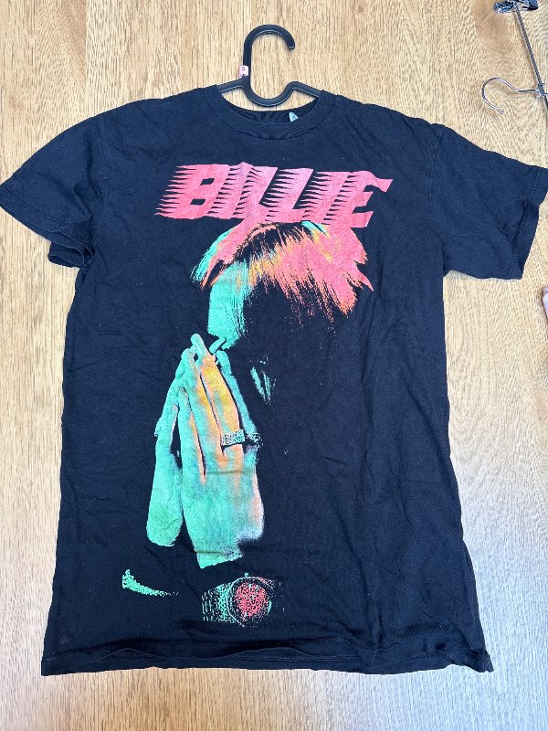 BILLIE EILISH svartur stuttermabolur