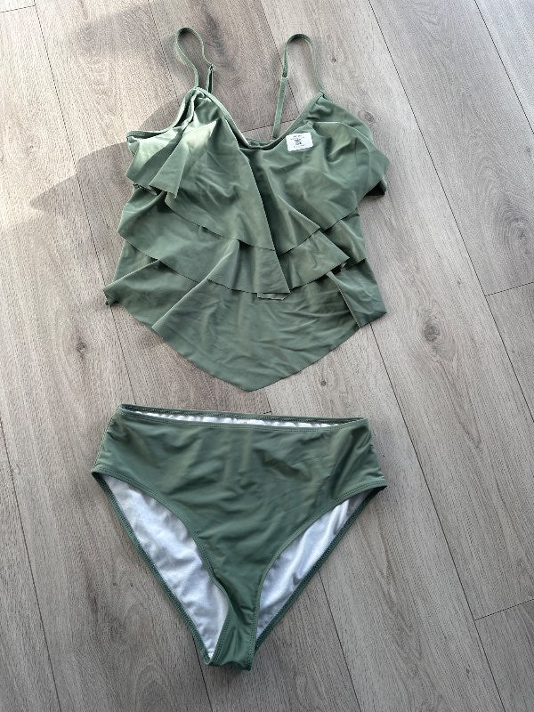 Grænt tikini st.XL