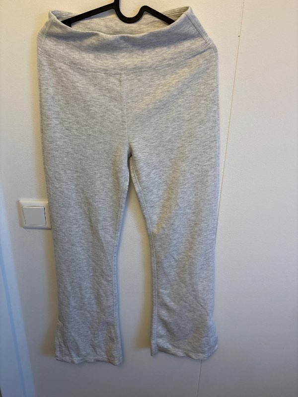 Primark buxur gráar