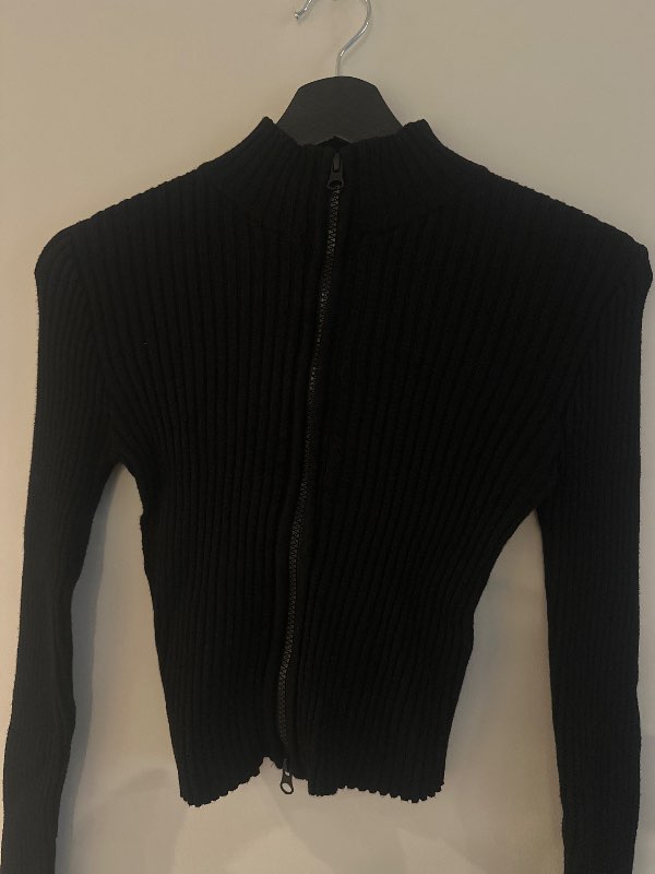 Terranova cropped rennd peysa