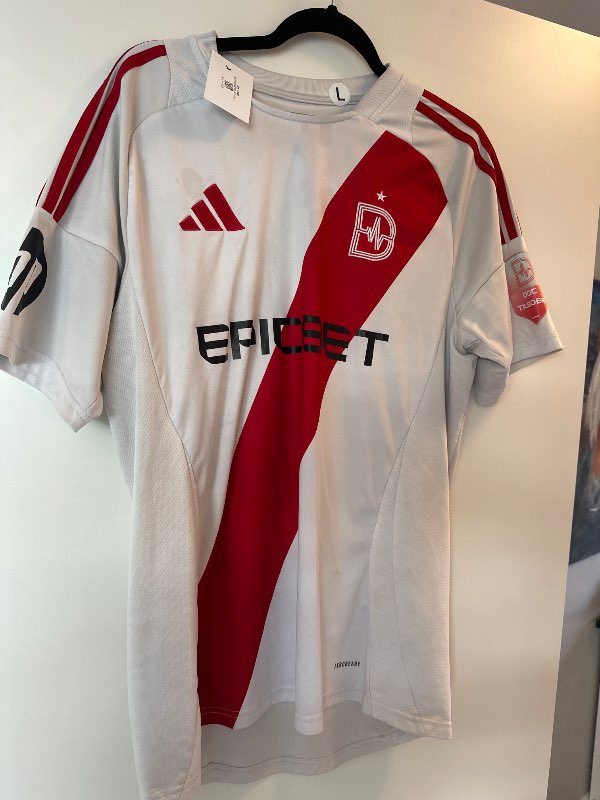 Dr.Football white jersey size L stains