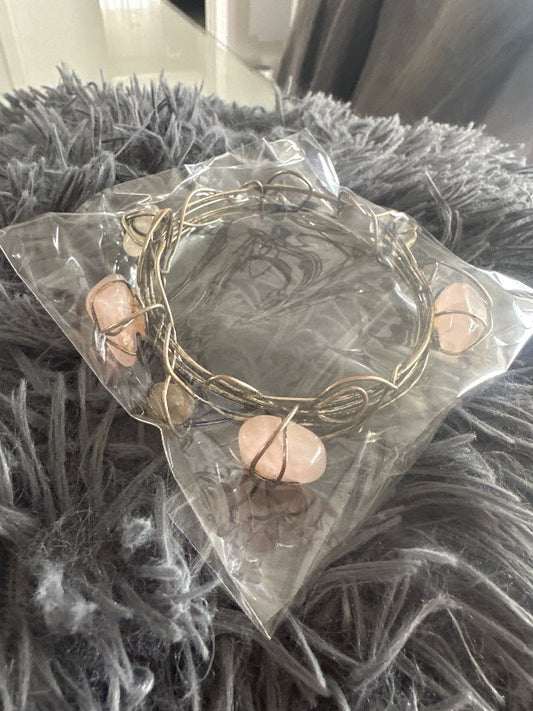 Bracelet with real stones