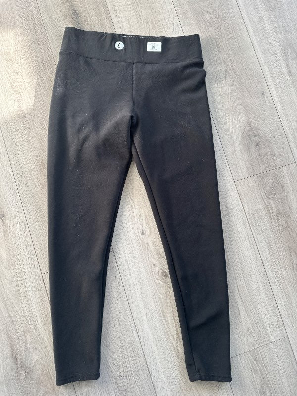 Svartar fóðraðar buxur st.L/XL