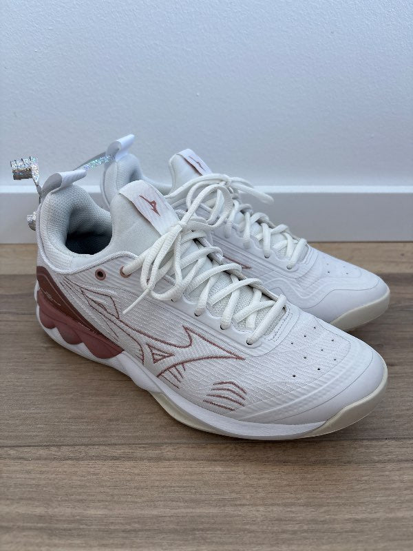 Blakskór/íþróttaskór nýir Mizuno