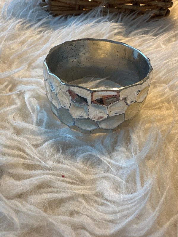 Armband silfurlitað „hamrað“