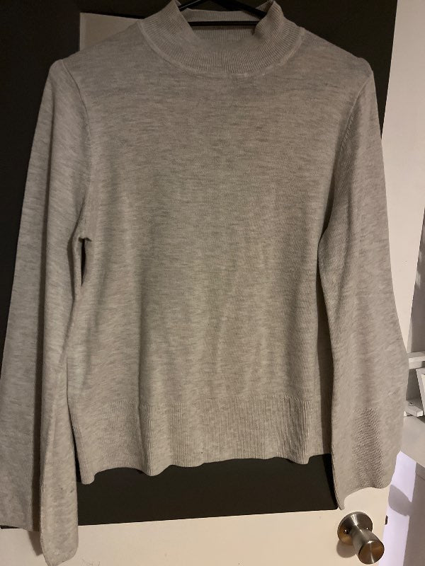 KappAhl  crème peysa