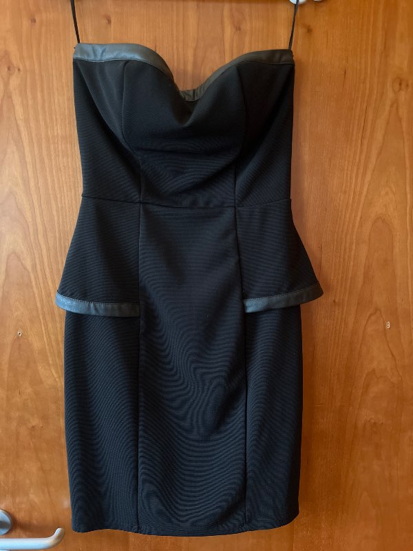 Kjóll svartur st.S/M