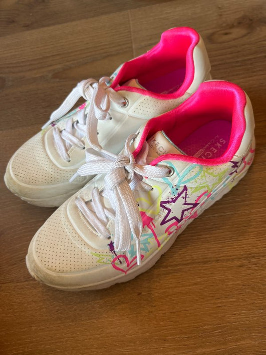 Skechers strigaskór
