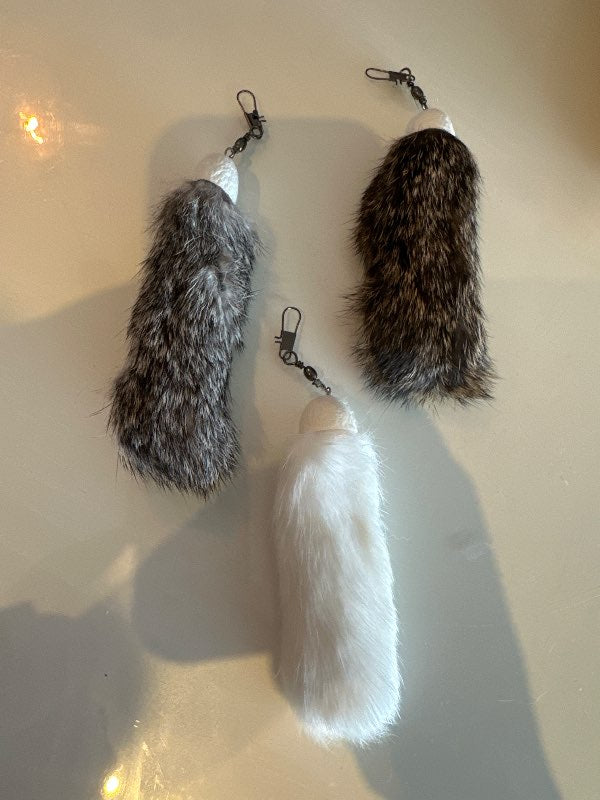 Gervifeldslyklakippa eða á töskuna