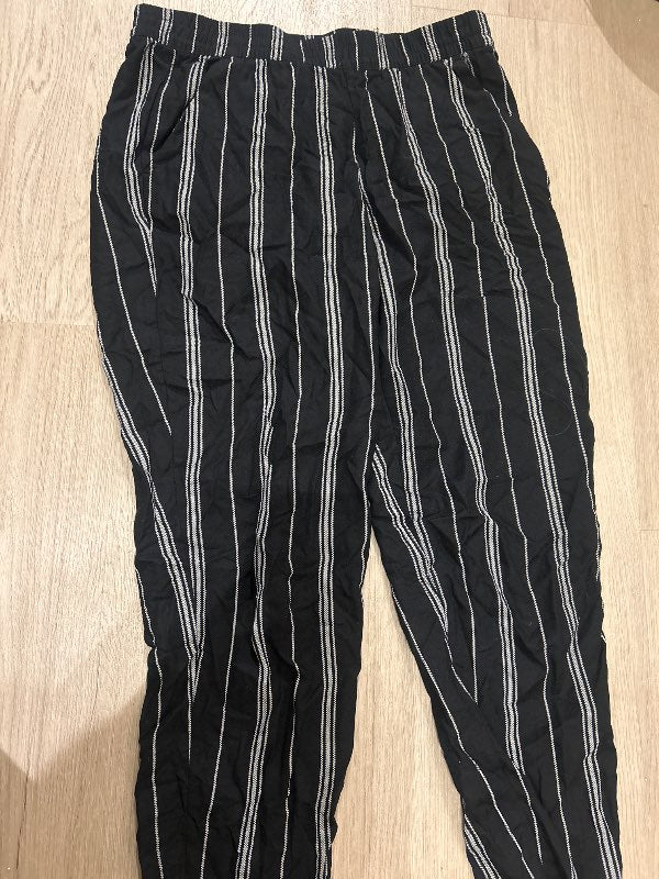 Röndóttar buxur