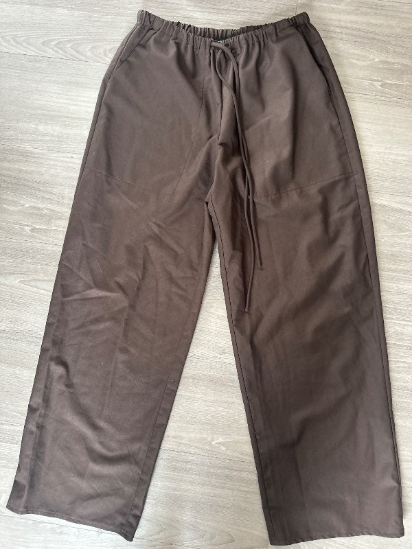 S- brúnar buxur