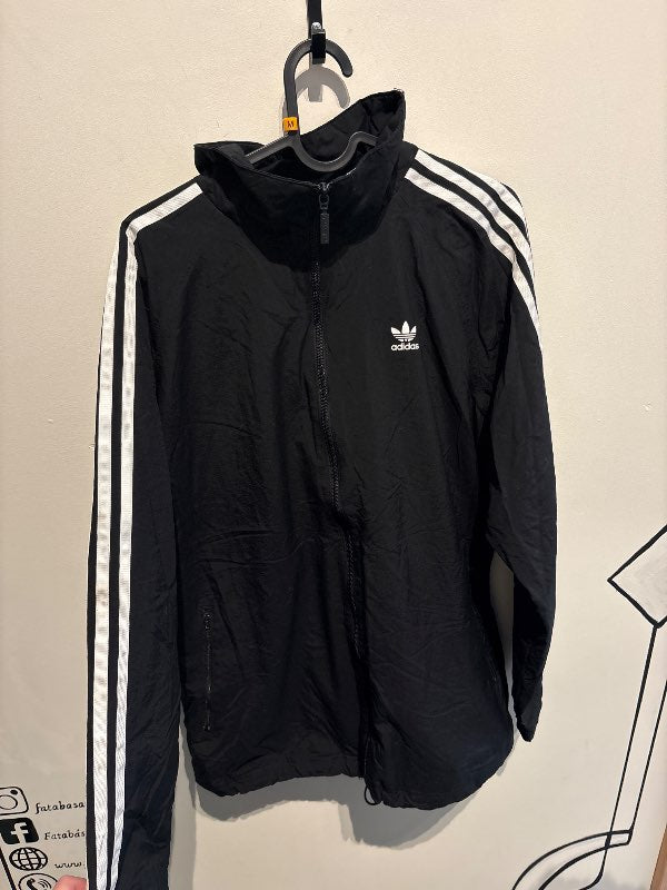Adidas vindjakki