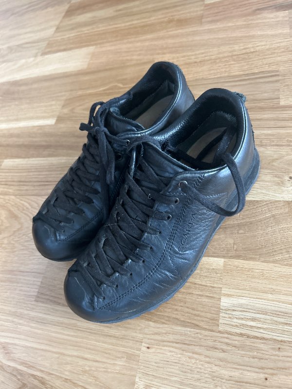 Scarpa skór