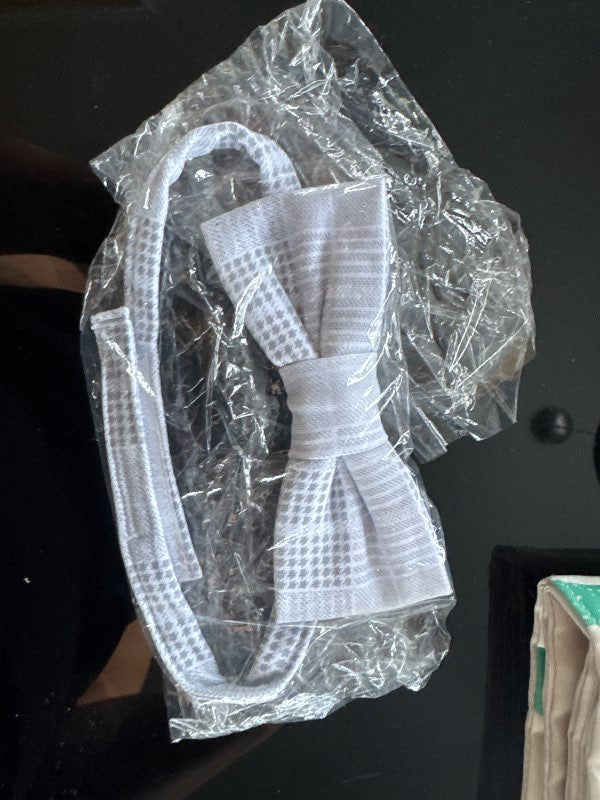 Grey bow tie