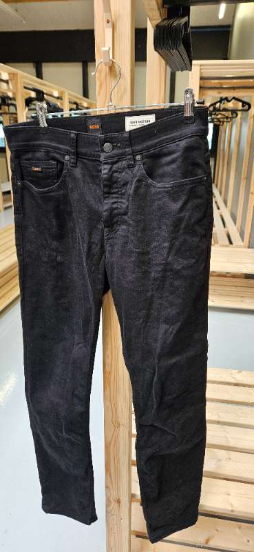 Hugo Boss buxur